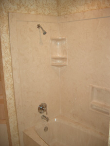 tub_surround_3.JPG (16233 bytes)